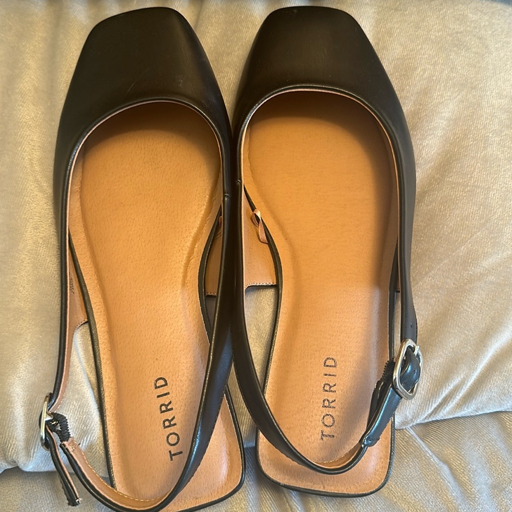 Torrid sling back flats